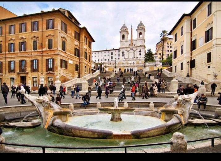 Appartamento Piazza Di Spagna Rome Bagian luar foto